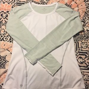 Athleta active top, size M